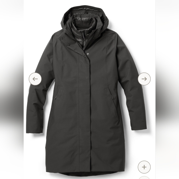 Patagonia Women's Short Tres 3-in-1 Parka. Size S - Picture 1 of 12